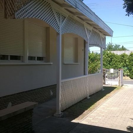 Eva vendégház Balatonlelle Exterior foto