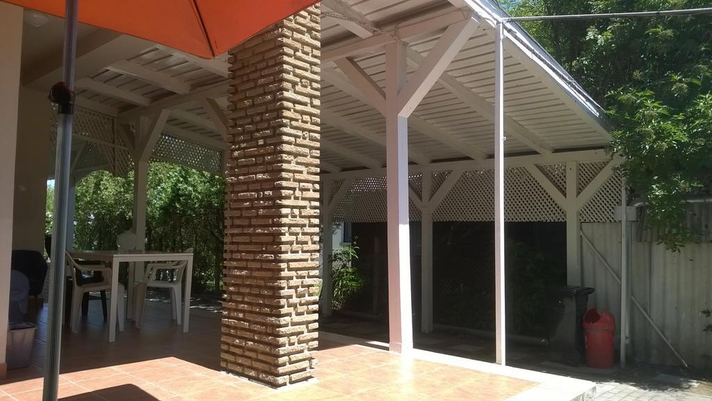 Eva vendégház Balatonlelle Exterior foto